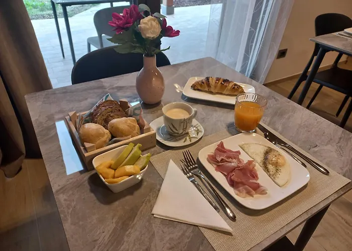 & Breakfast Olmo Tondo Pensjonat 3*