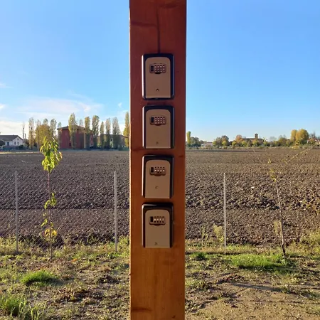 Konukevi & Breakfast Olmo Tondo San Giovanni in Persiceto