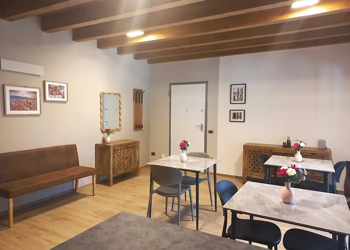 & Breakfast Olmo Tondo Pensión 3*